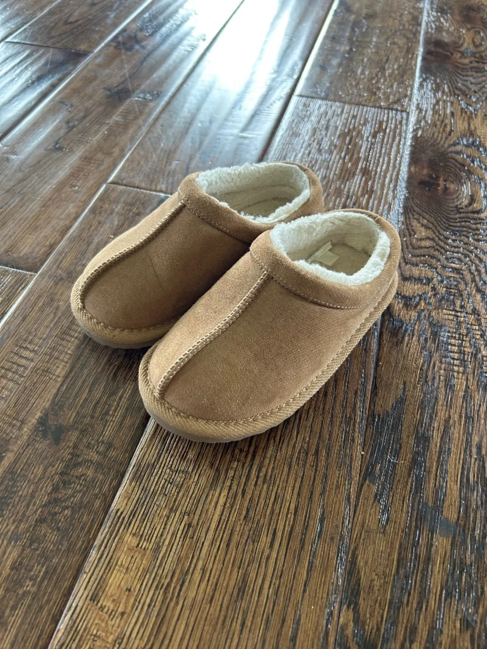 Cat & Jack Clog Slippers Size 10